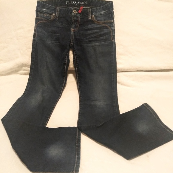 Guess Jeans - Picture 2 of 4